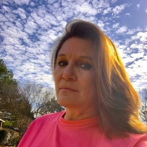 Meet your Posher, Camille